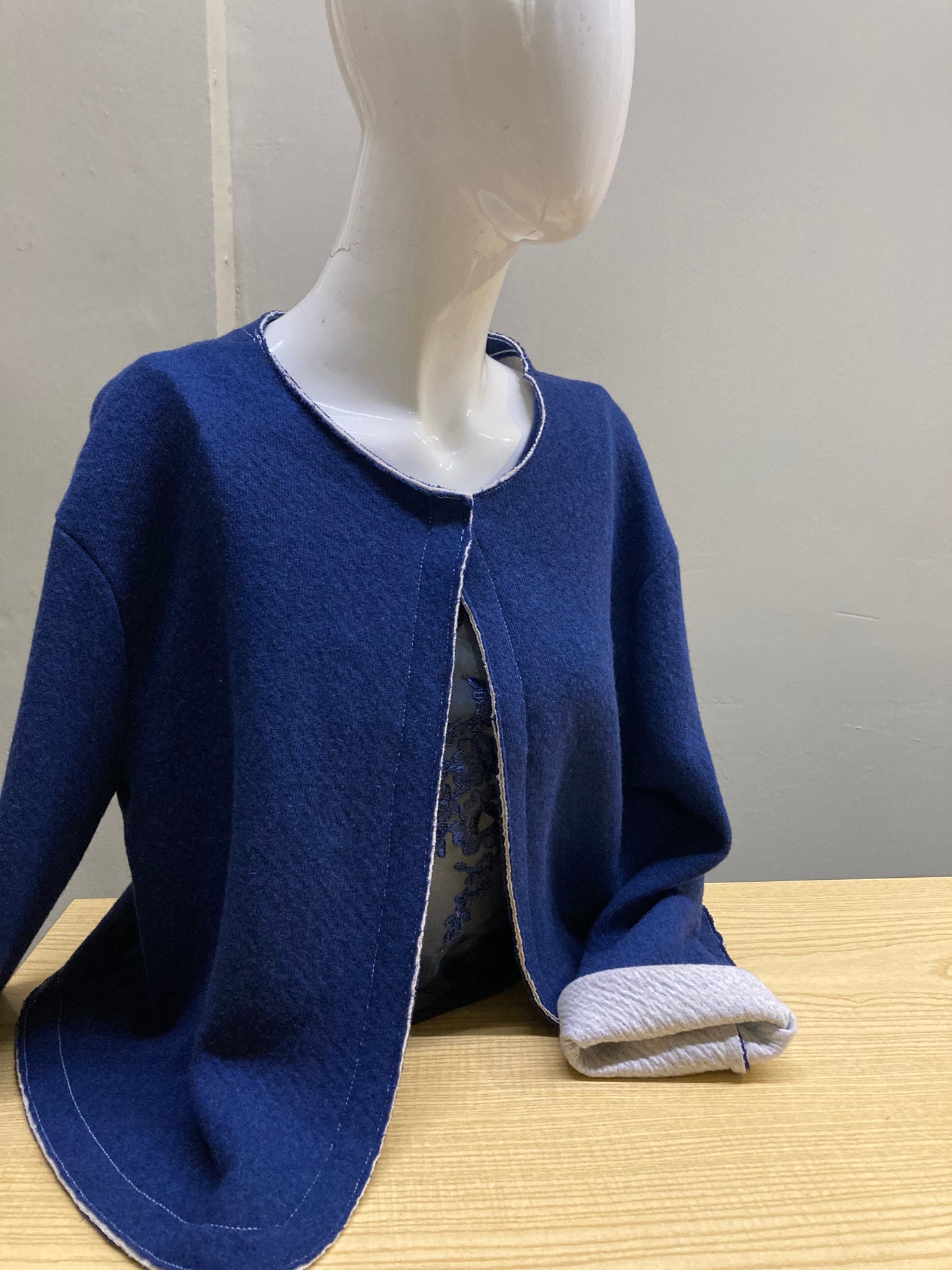 Cardigan in maglina blu